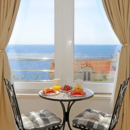 Blue Cliff Apartmán